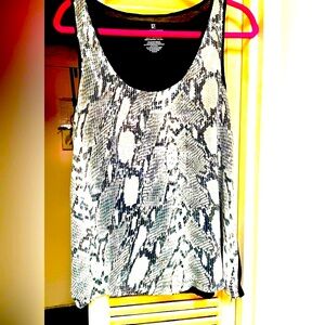 PYTHON PRINT SEQUINS KNIT BACK 19”P27”L GREAT W JEANS BLACK GREY WHITE